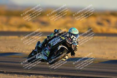 media/Jan-21-2023-CVMA (Sat) [[b9eef8ba1f]]/Race 13 500 Supersport-350 Supersport/